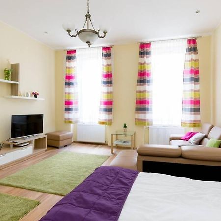 Luxury Apartment In The City Center Budapest Bagian luar foto